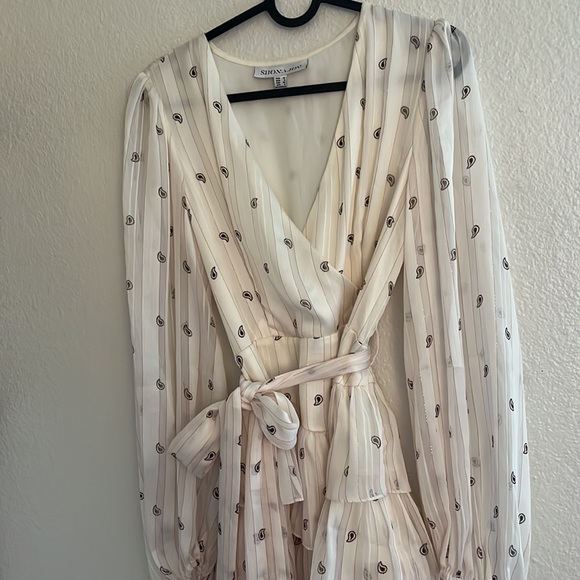 Shona joy dress - Picture 2 of 7